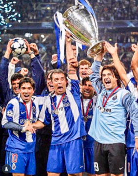 Jorge Costa dan Tim Porto memenangkan Liga Champion 2004/Foto: Instagram Jorge Costa